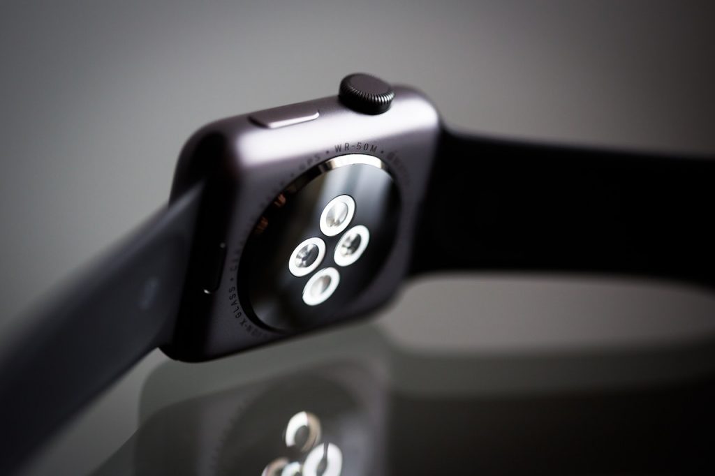 Apple Watch Series 8 Offers Fertility Monitoring Tools